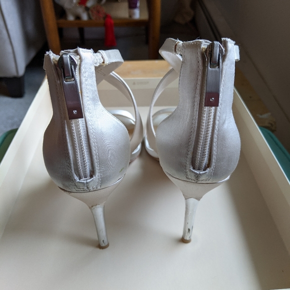 Vince Camuto Imagine Heels - Picture 2 of 4